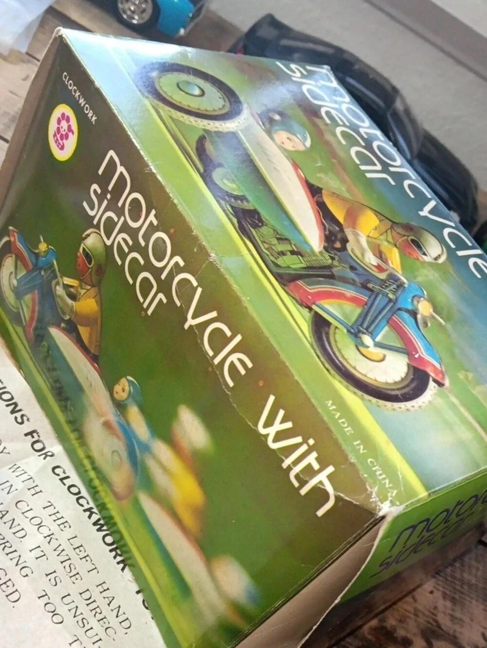 Vintage-Style Motorcycle Sidecar Toy - Blue, Yellow & White with original box